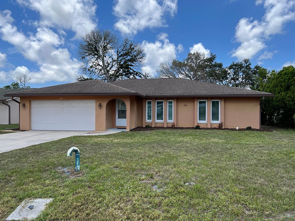 1st image of 4449 Brooksdale Dr