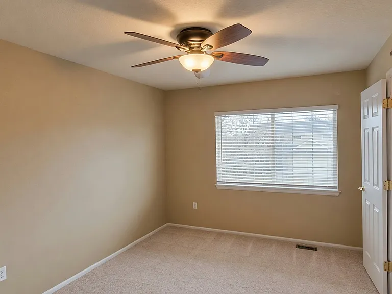 17059 Cornerstone Dr — Photo 17