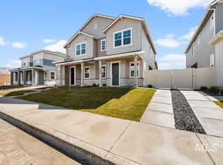 12623 W Endsley Ln, Star, ID 83669