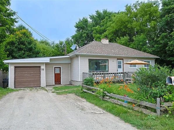32 Maple Ave E, Halton Hills, ON L7G 5M2