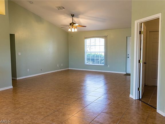 5th image of 1614 NE 12th Terrace Cpe