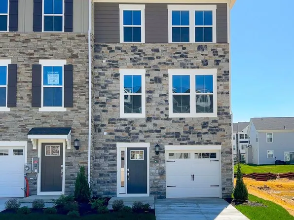 10532 Cobbler Pl, White Plains, MD 20695