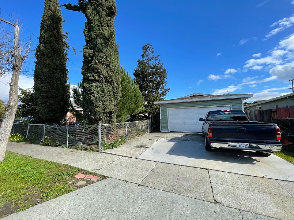 1st image of 1250 Carnelian Dr