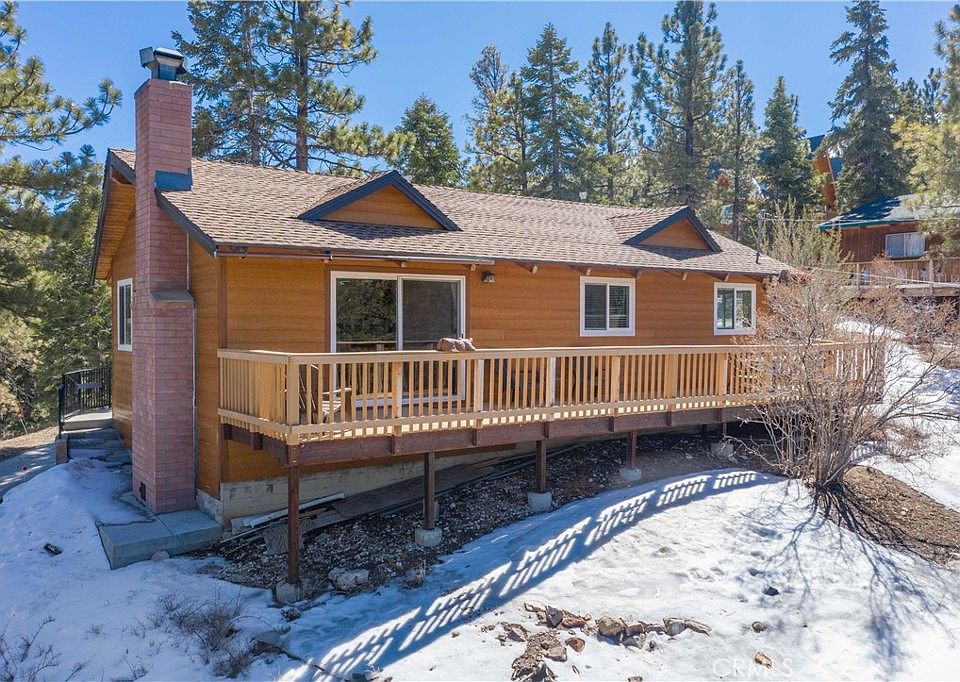 1st image of 43399 Primrose Dr