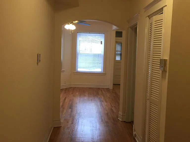 2203 N California Ave #3 — Photo 4