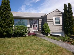 2920 NW 75th St, Seattle, WA 98117