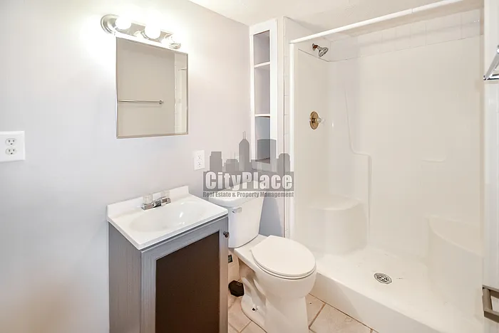 2633 S Randolph St #B — Photo 12