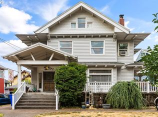2015 NE Halsey St, Portland, OR 97232