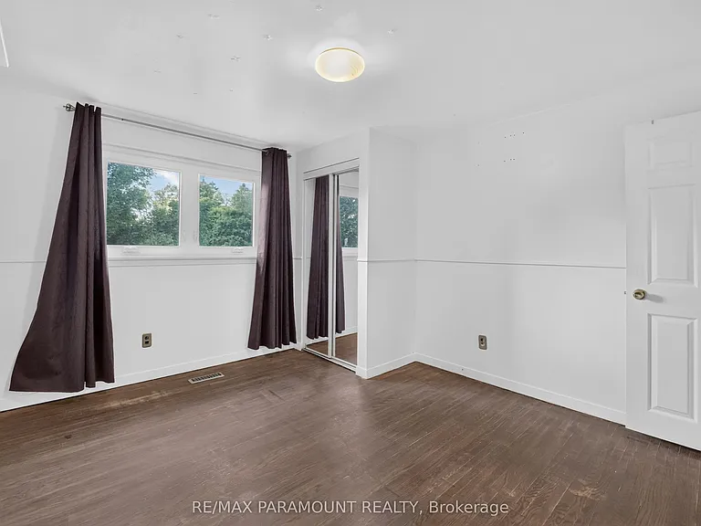 47 Cloverdale Dr — Photo 27