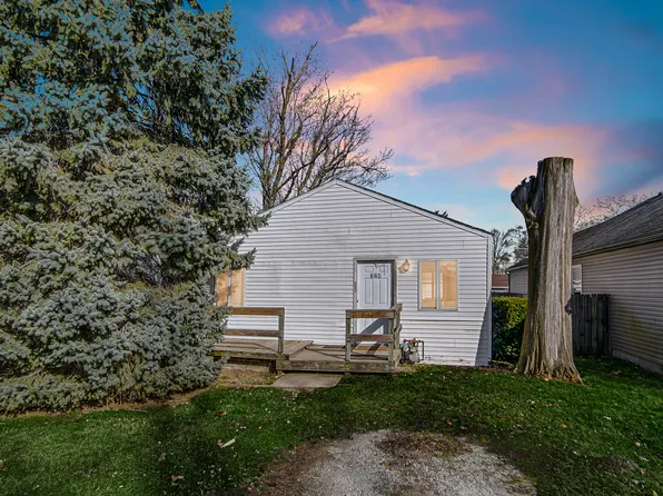 278 N Madison Ave, Bradley, IL 60915