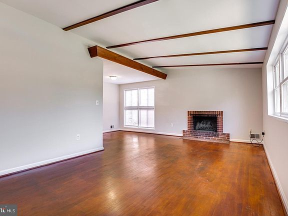 5th image of 502 N Mansfield St