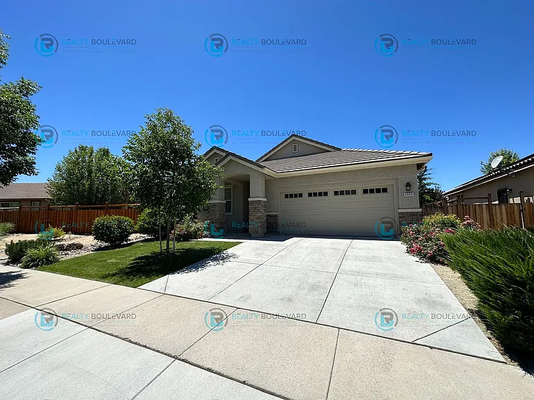 6809 Apus Dr — Photo 2