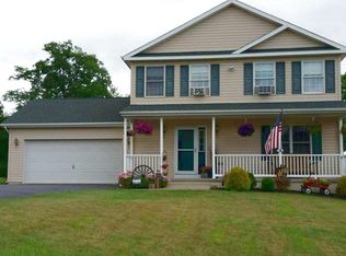 29 Sunset Dr, Hazleton, PA 18201