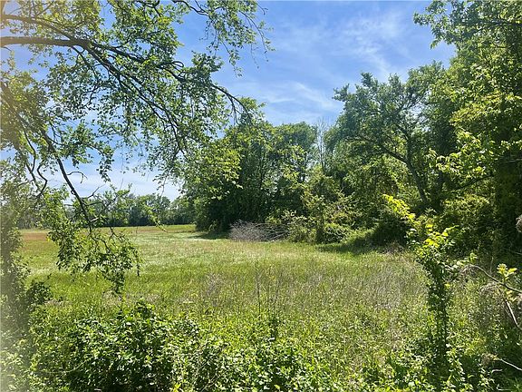 2nd image of 84101 S 4750th Rd