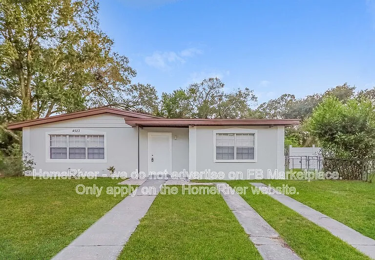 4523 Dolphin Dr — Photo 1