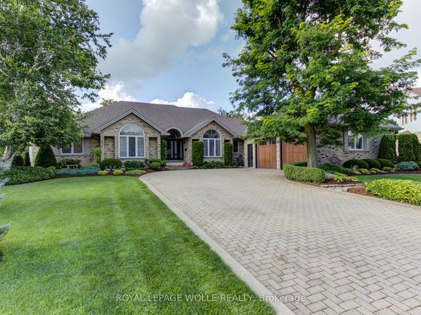 14 James St, Woolwich, ON N3B 1L5