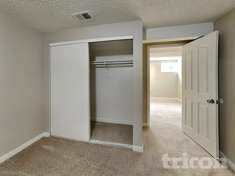 1676 Genoa St — Photo 10