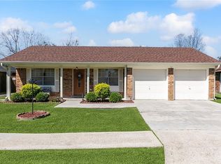 210 Vermillion Dr, Gretna, LA 70056
