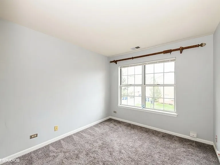 7-4 Four Seasons Ct — Photo 8