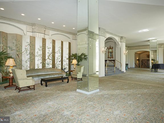 4th image of 4000 Cathedral Ave NW APT 645B