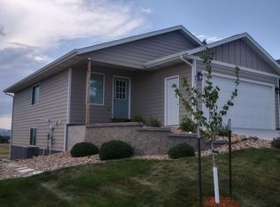 845 Diamond Ridge Blvd, Rapid City, SD 57703