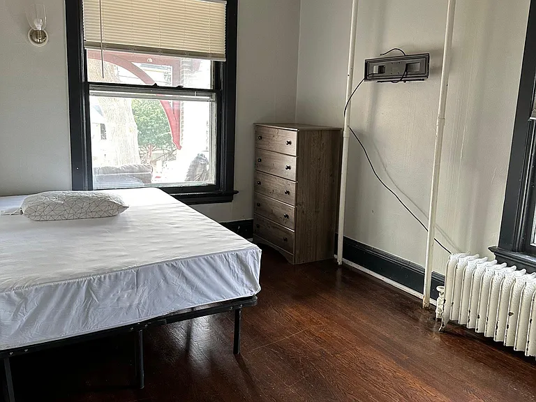 302 Mitchell St — Photo 10