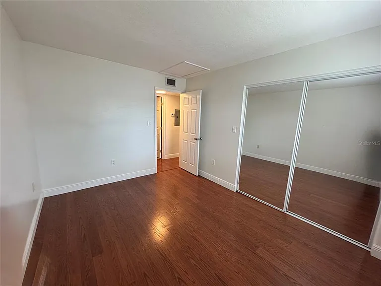 152 Cypress Ln — Photo 10