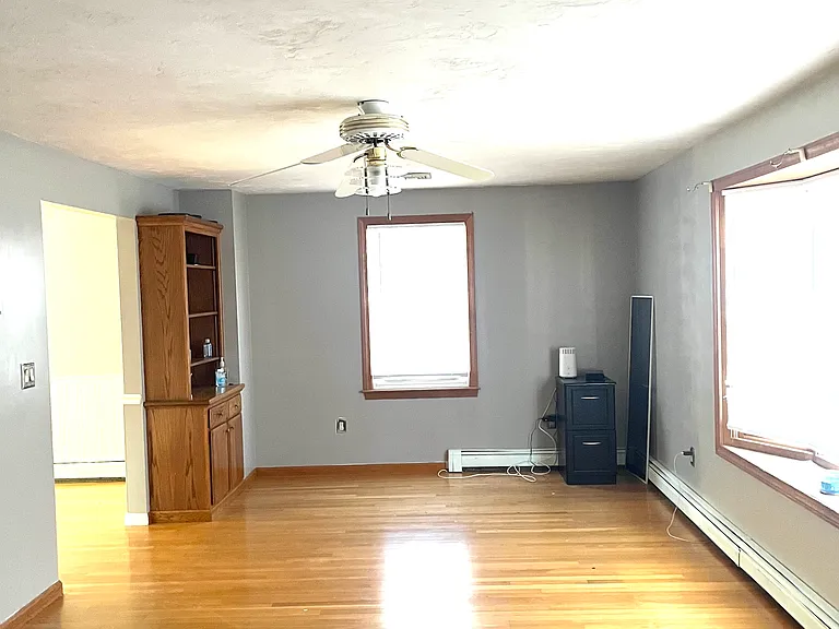 133 Center St — Photo 5