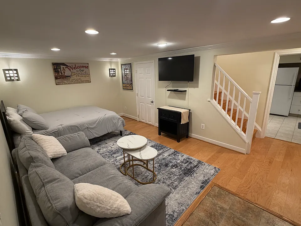 4799 Williamsburg Blvd