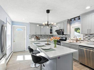 55 Warren Ave, Quincy, MA, 02170