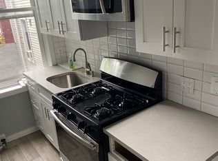 24-03 31st St Floor 2, Astoria, NY 11102