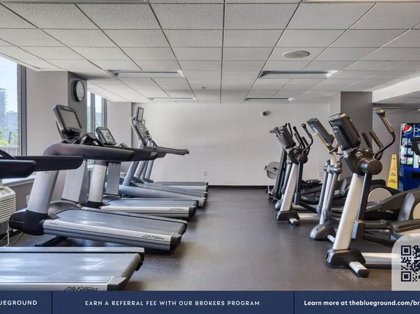 77 Park Avenue image 19 of 29