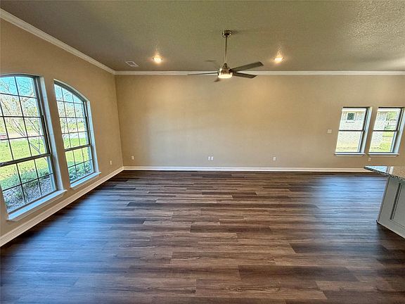 4th image of 1039 S Anderson St