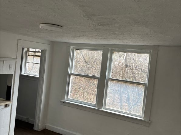 29 Oakwood Rd #2