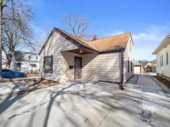 1936 South 90th STREET, West Allis, WI 53227