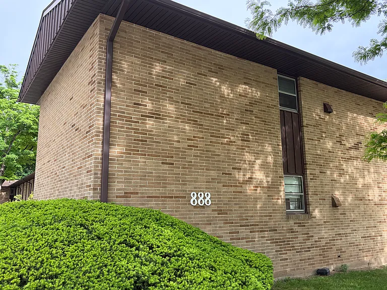 888 Main St #2-F — Photo 18