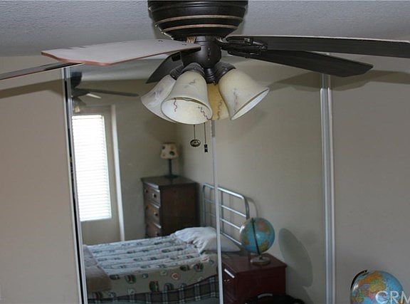 3rd Bedroom, mirror wardrobe doors.