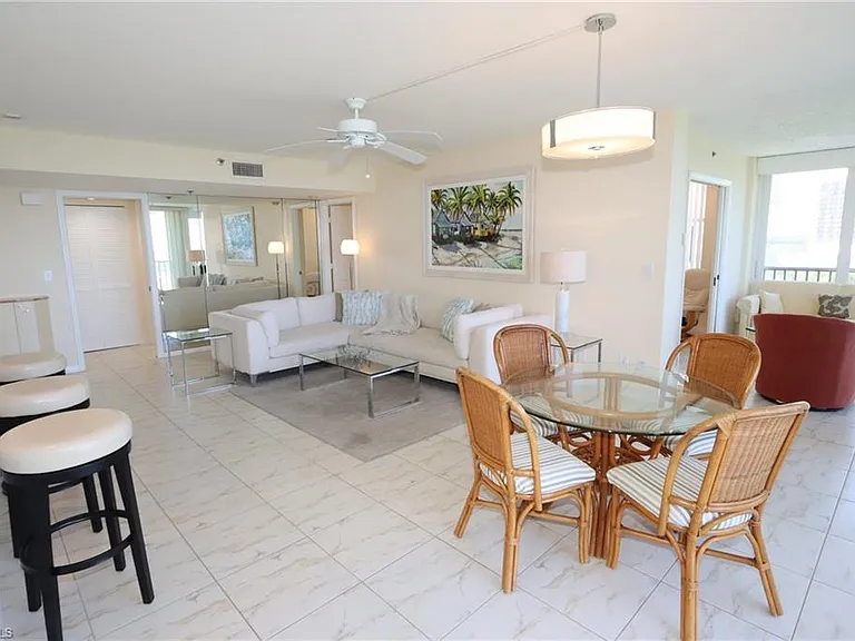 5550 Heron Point Dr #902 — Photo 6