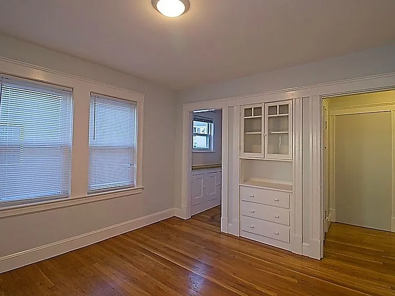 28 Durso Ave #28 — Photo 7