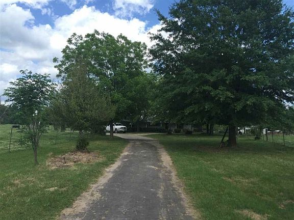 2nd image of 2112 County Road 4778