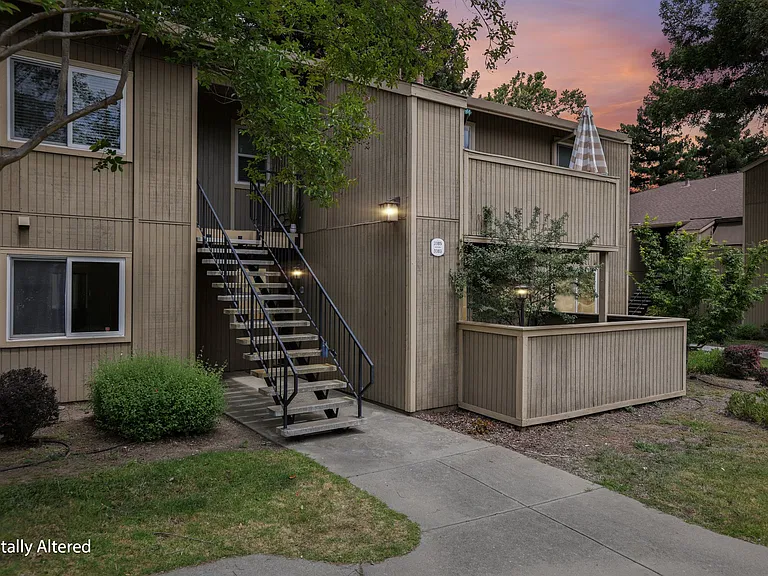 3383 Foxtail Ter — Photo 25