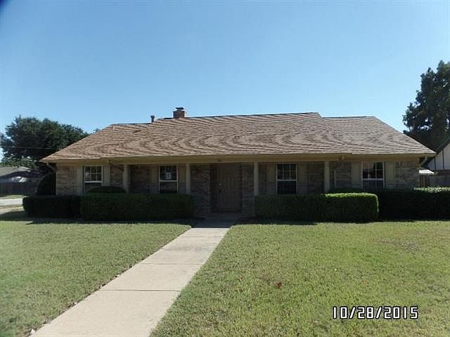 1st image of 301 Stratford Dr