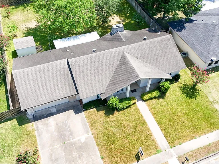 607 Rosewood Dr — Photo 47
