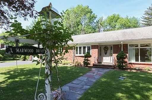 1st image of 3 Marwood Dr