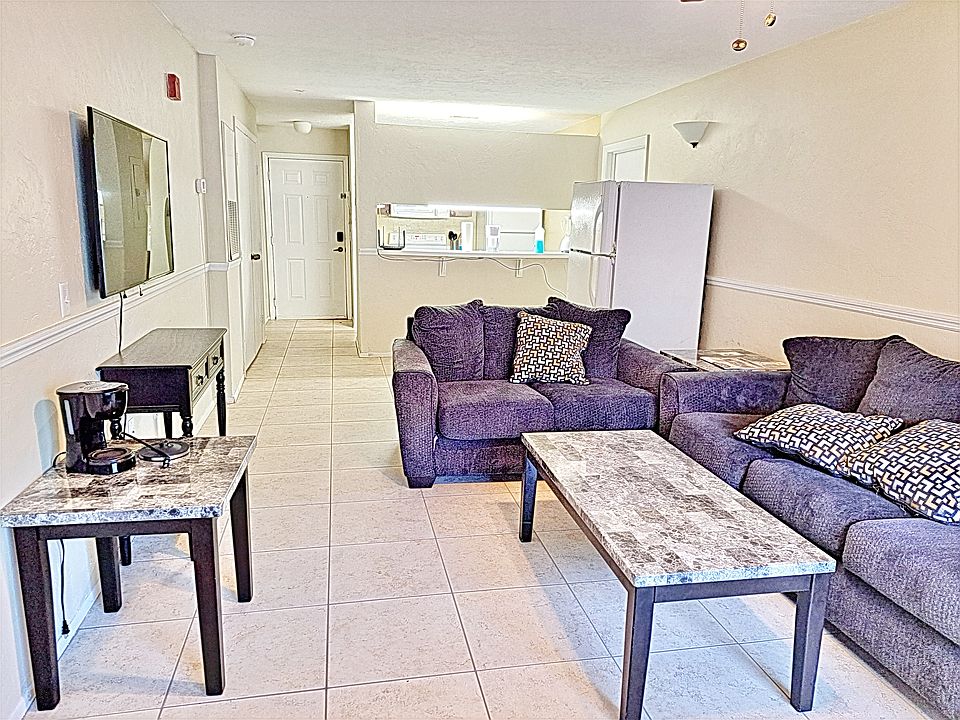 1st image of 4000 SW 23rd St APT 1-107
