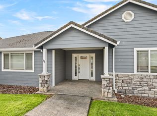 602 Barton Rd, Eagle Pt, OR 97524