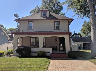 32 Eton St, Springfield, MA 01108
