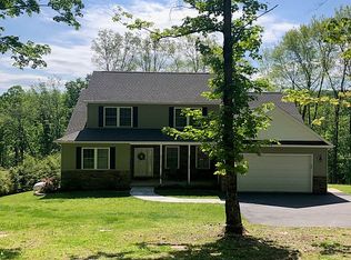 1298 Old Trail Rd, Clarks Summit, PA 18411