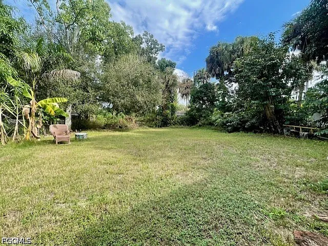 215 Delray Ave — Photo 18