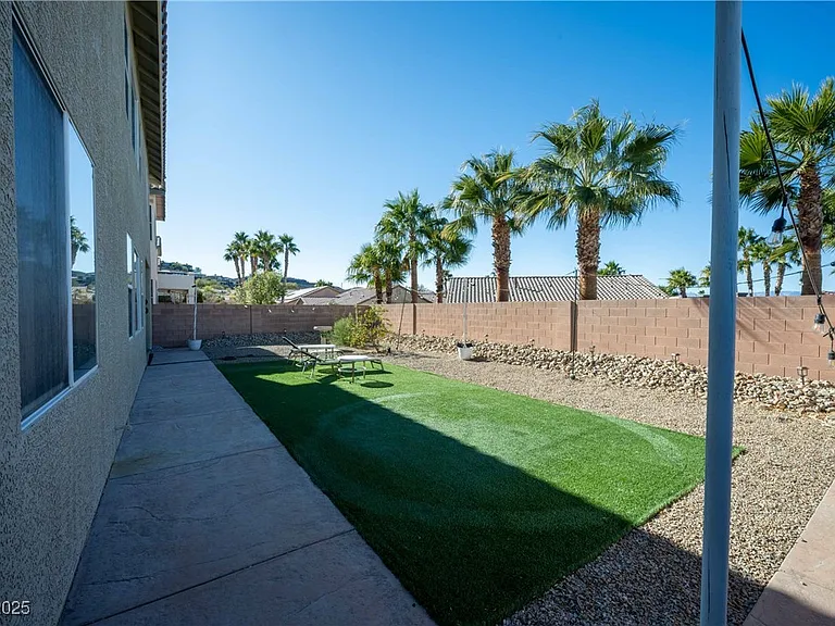 359 Hoskins Ct — Photo 66
